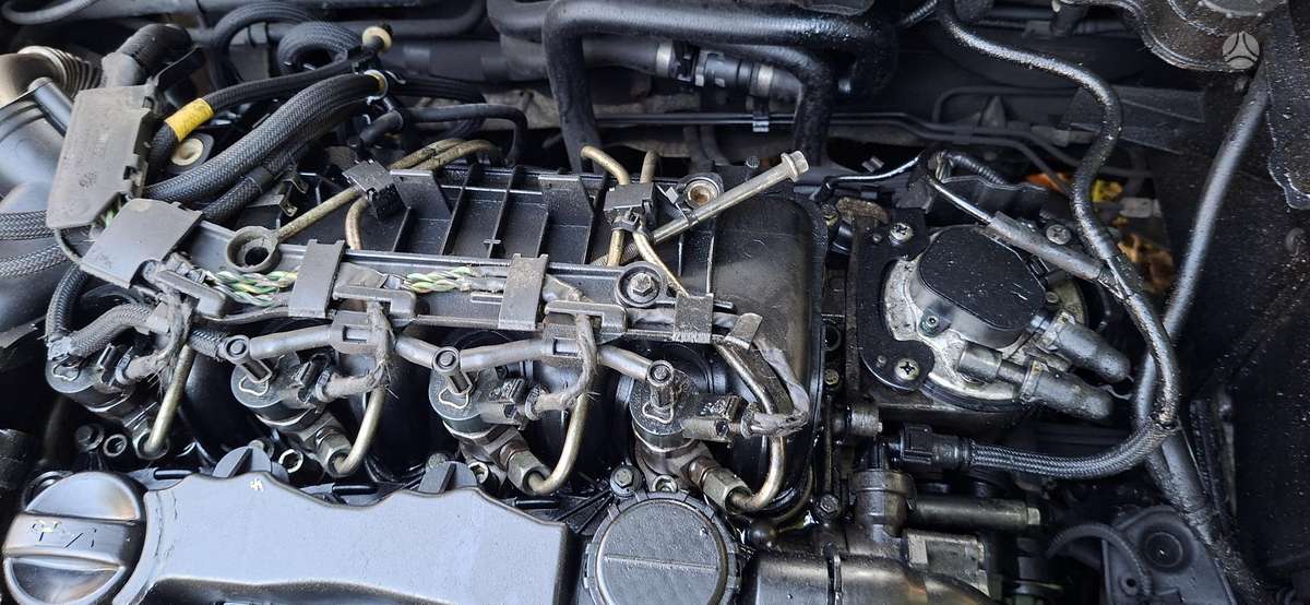 Volvo V50 2006 — photo 13