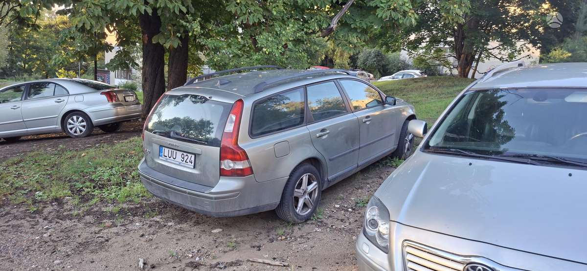 Volvo V50 2006 — interior