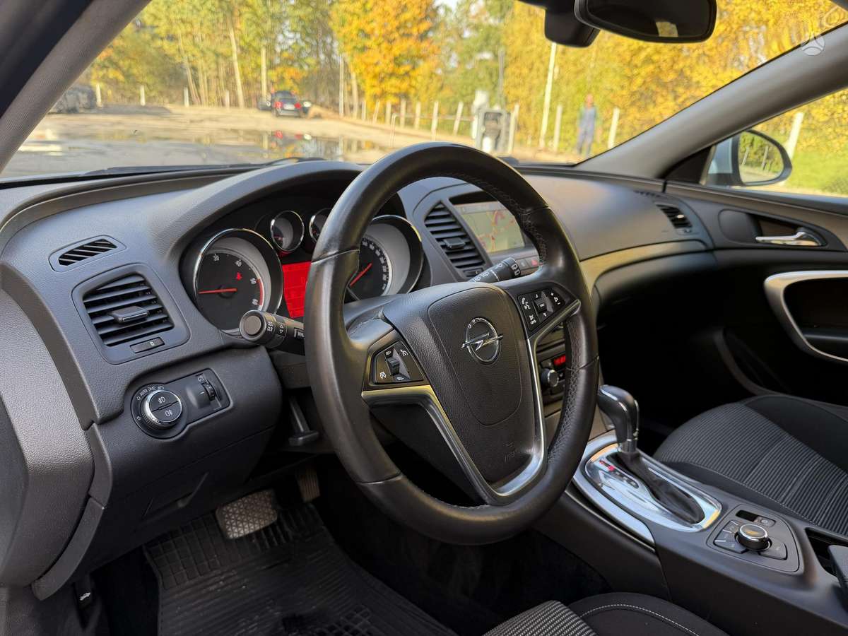 Opel Insignia 2013 — фото 18