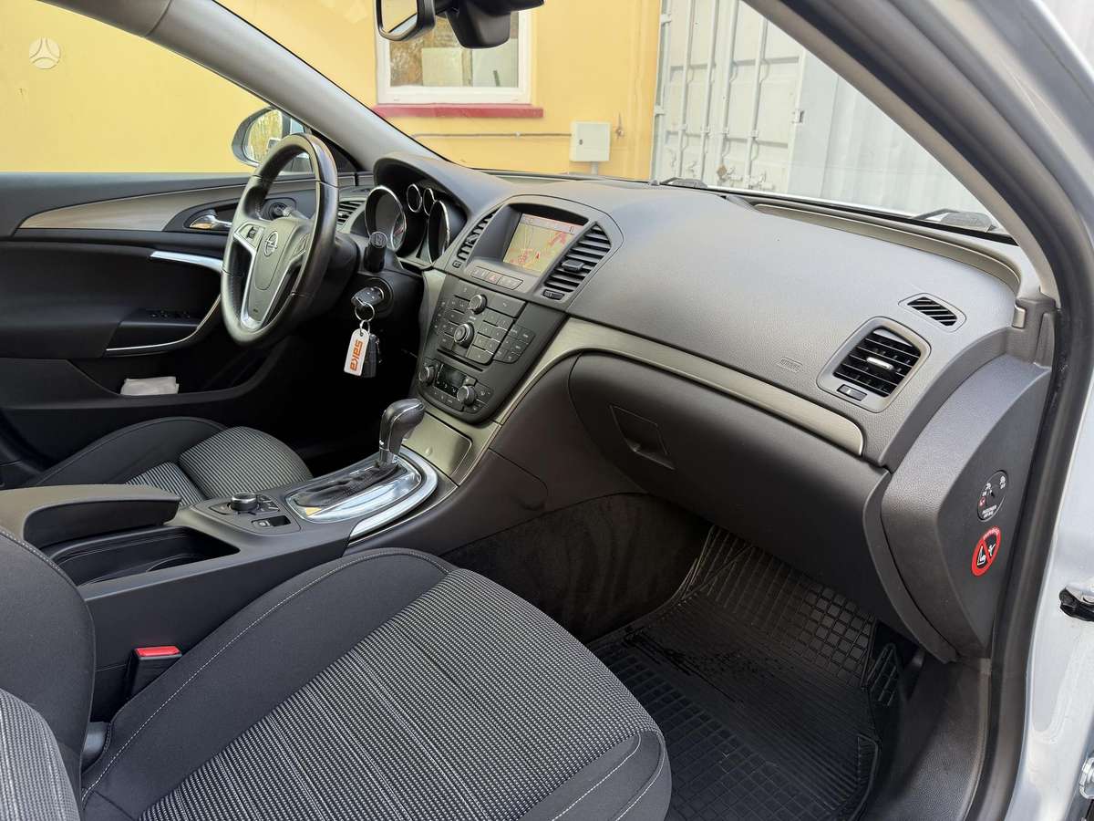 Opel Insignia 2013 — фото 20