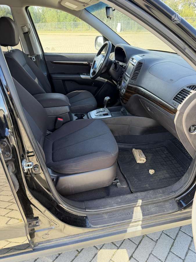 Hyundai Santa 2012 — photo 14
