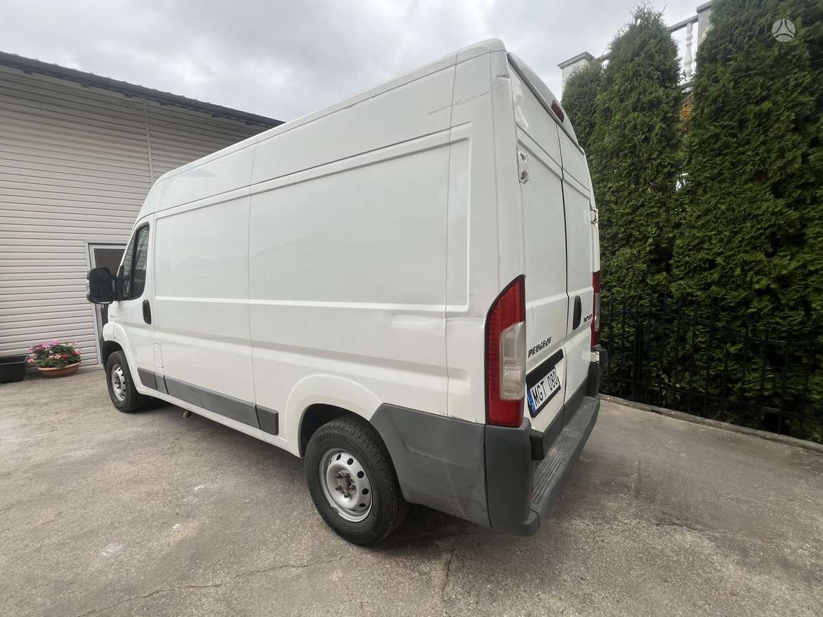 Peugeot Boxer 2009 — салон