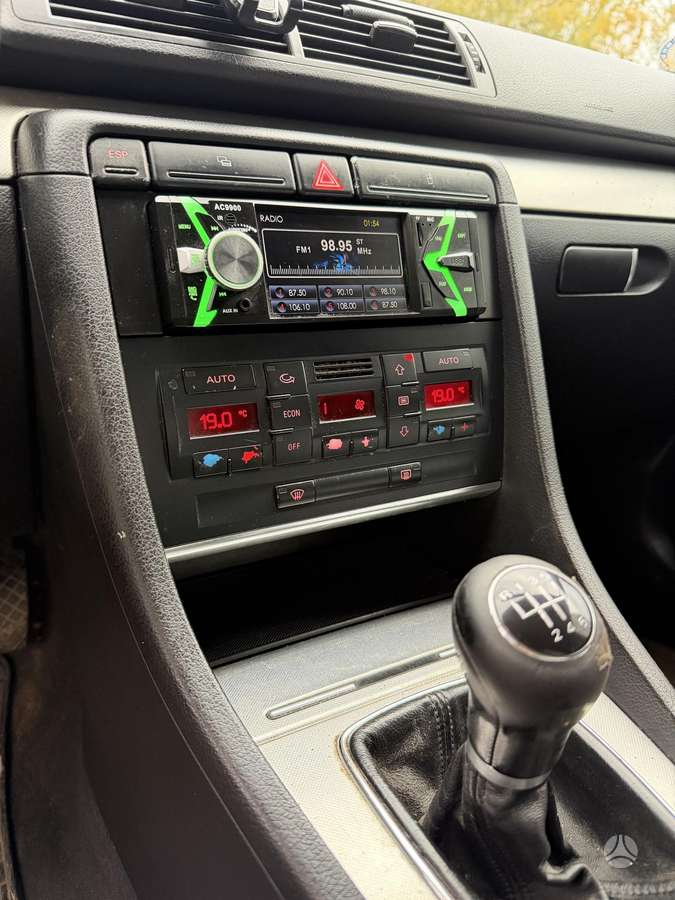 Audi A4 2006 — photo 10
