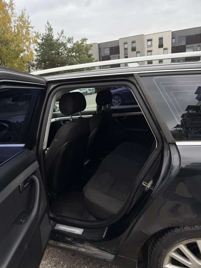 Audi A4 2006 — photo 8