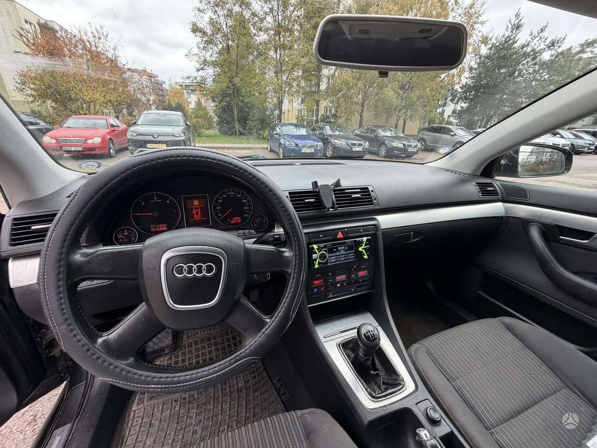 Audi A4 2006 — photo 9