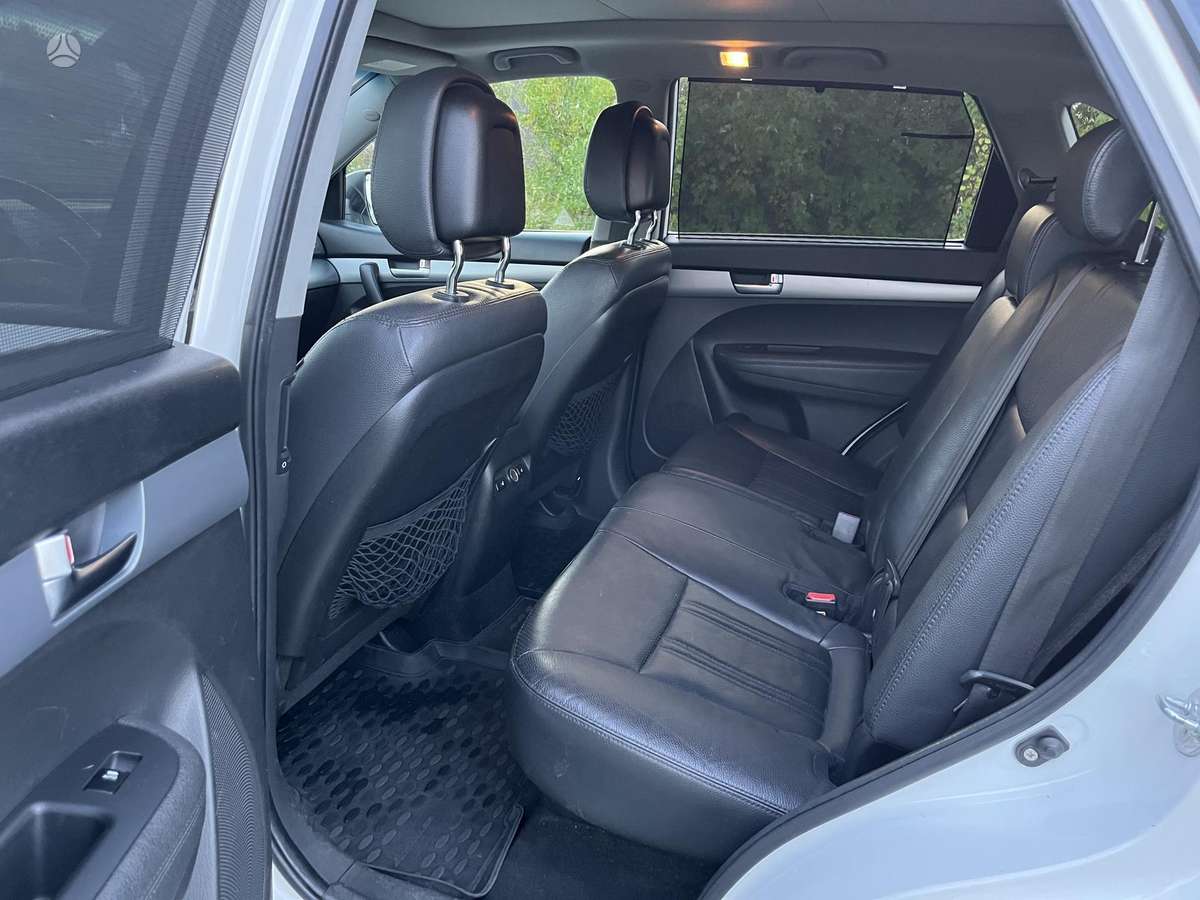 Kia Sorento 2013 — photo 9