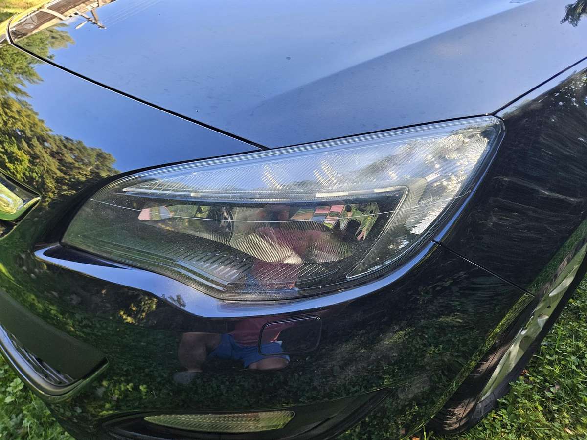 Opel Astra 2015 — photo 12