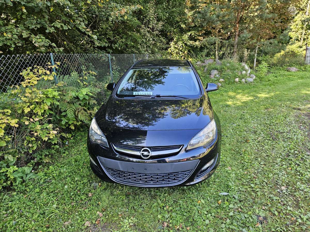 Opel Astra 2015 — photo 7