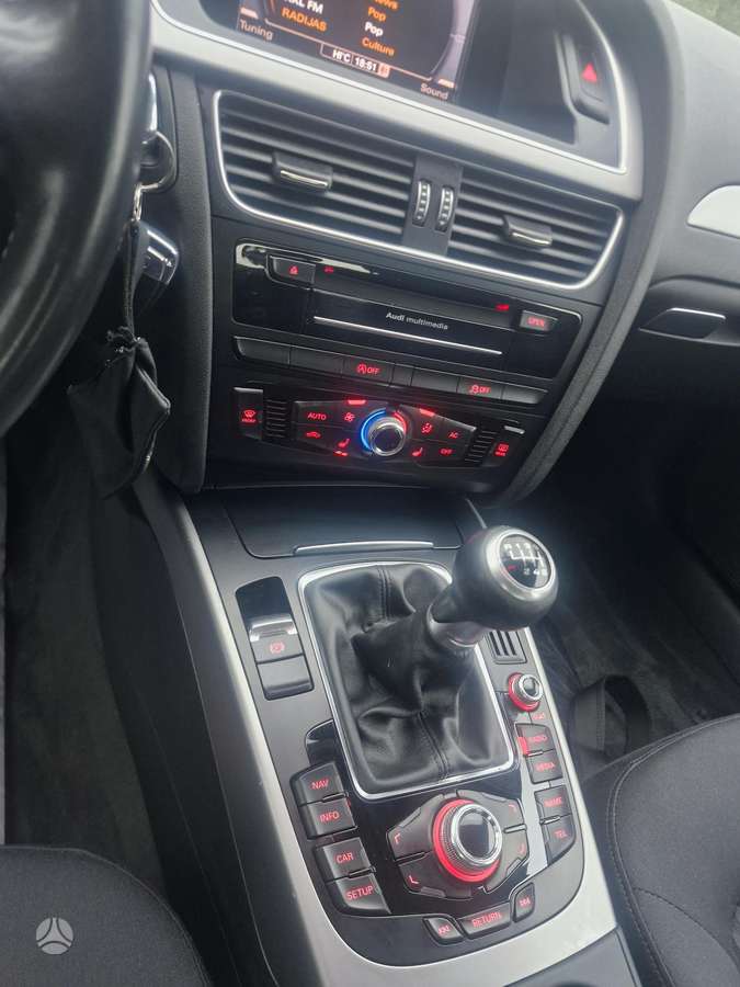 Audi A2 2013 — photo 8