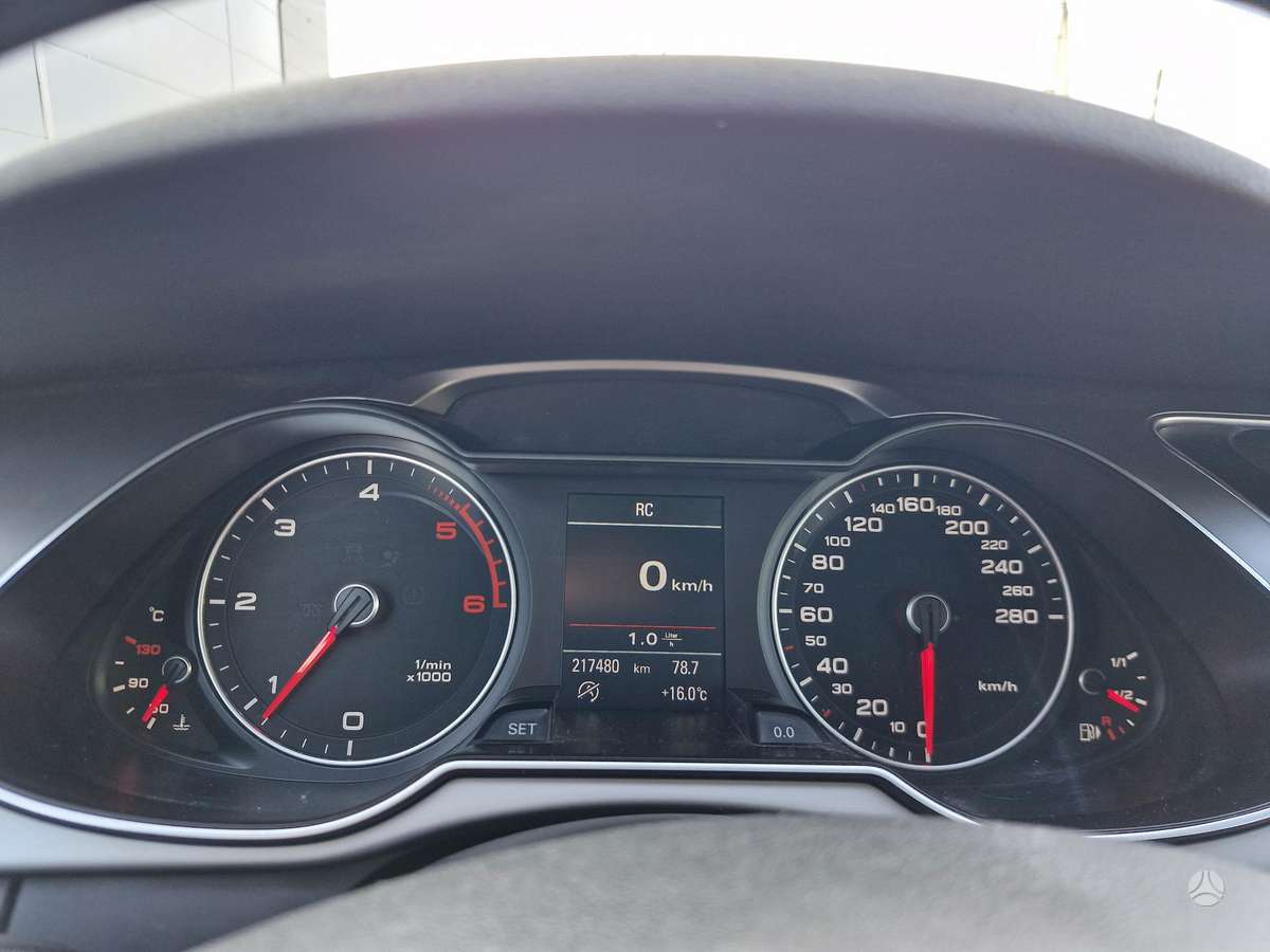 Audi A2 2013 — photo 9