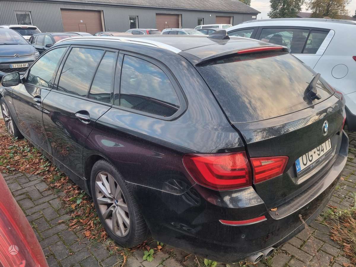 BMW 530 2011 — photo 5