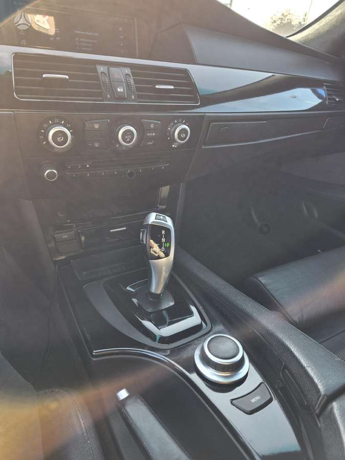 BMW 525 2008 — photo 7