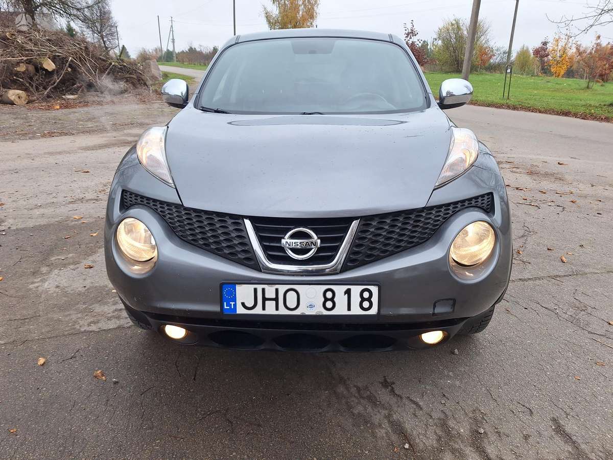 Nissan Juke 2011 — двигун 1618 cm³, 190 HP (140kW)