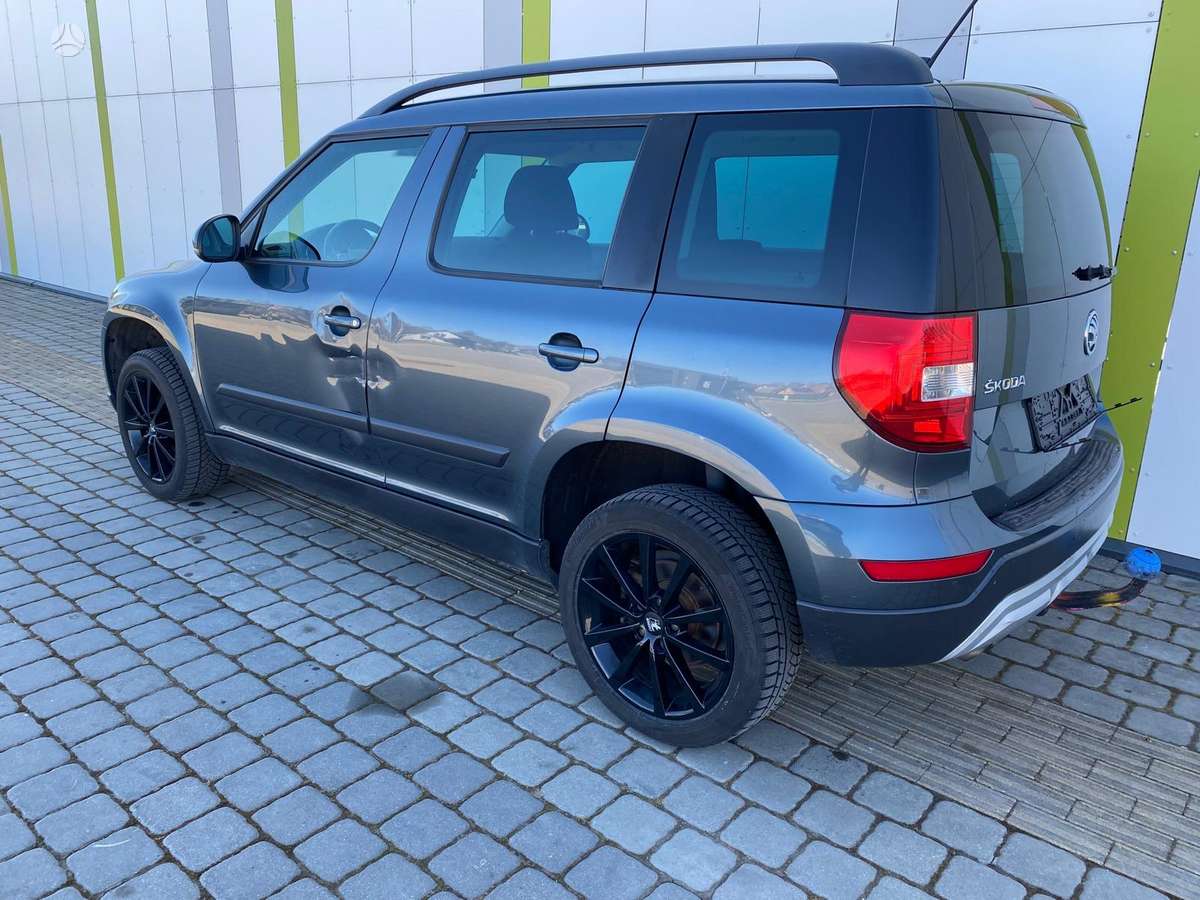 Skoda Yeti 2014 — салон