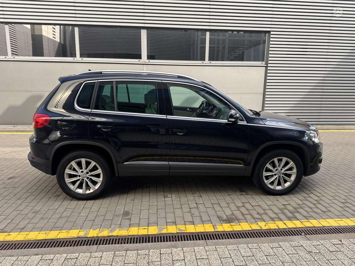 Volkswagen Tiguan 2011 — photo 10