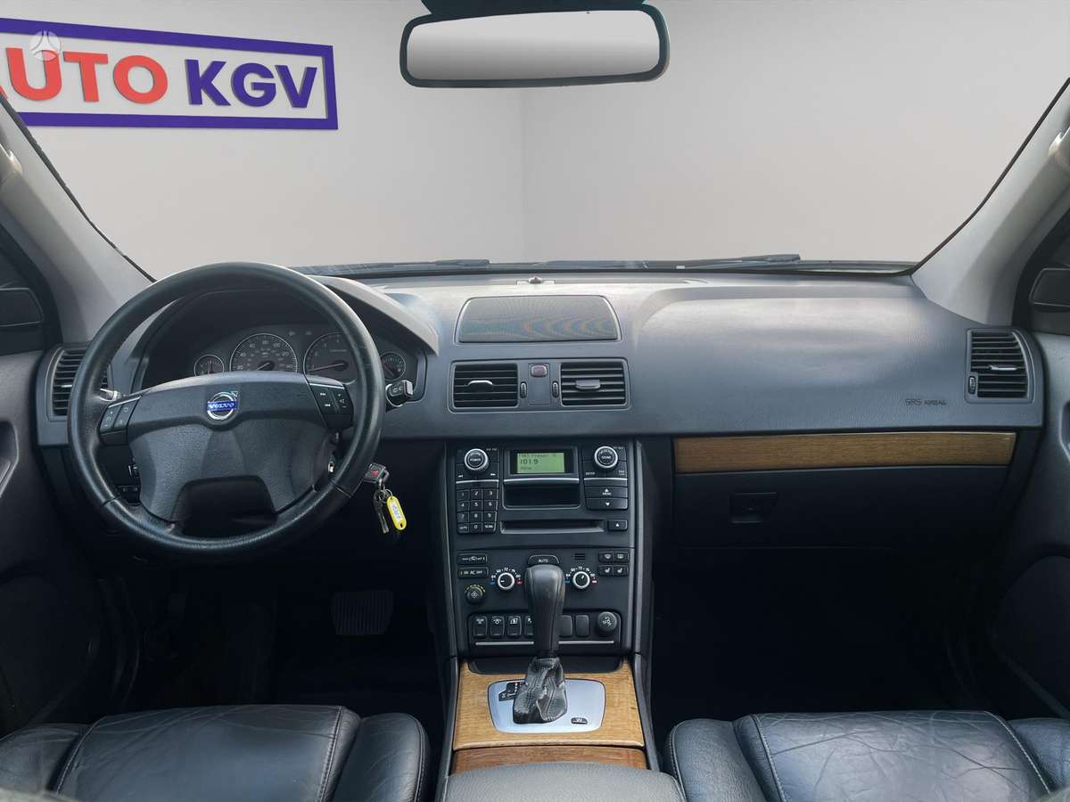 Volvo XC90 2007 — photo 13