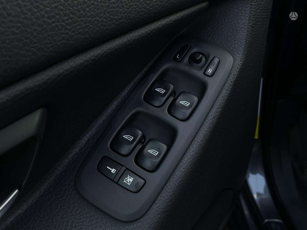 Volvo XC90 2007 — photo 14