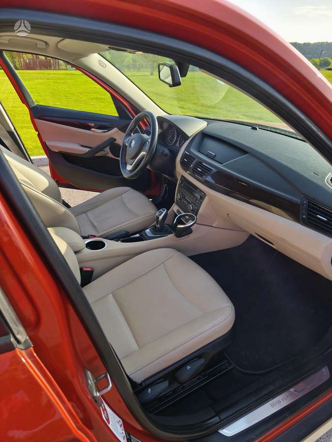 BMW X1 2013 — photo 5