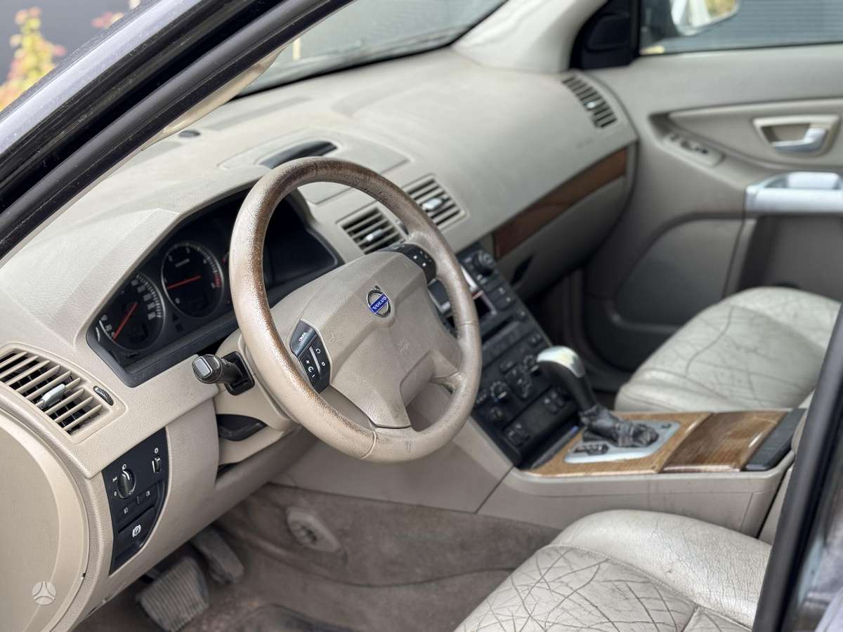 Volvo XC90 2006 — photo 7