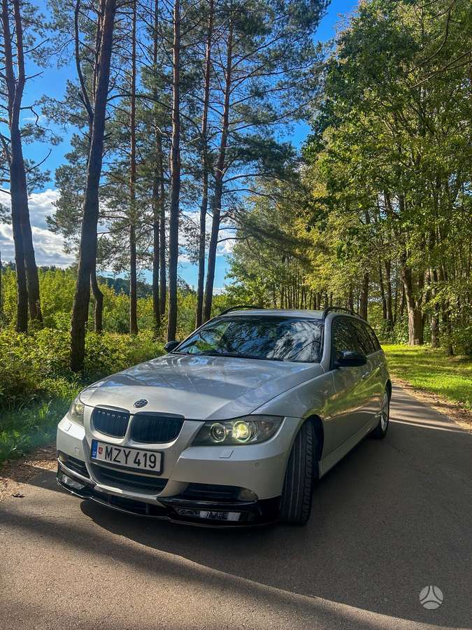BMW 320, 2007