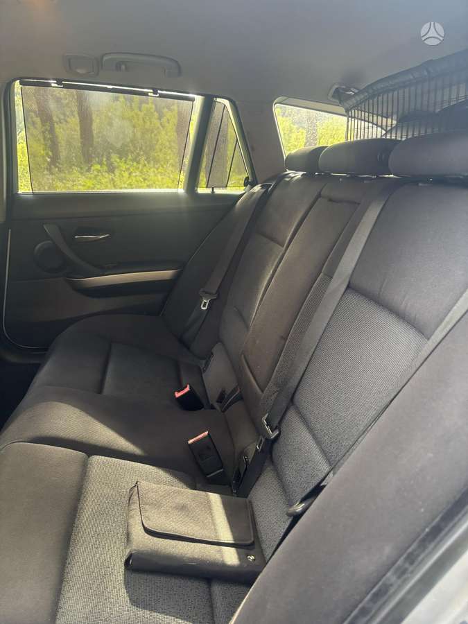BMW 320 2007 — photo 11