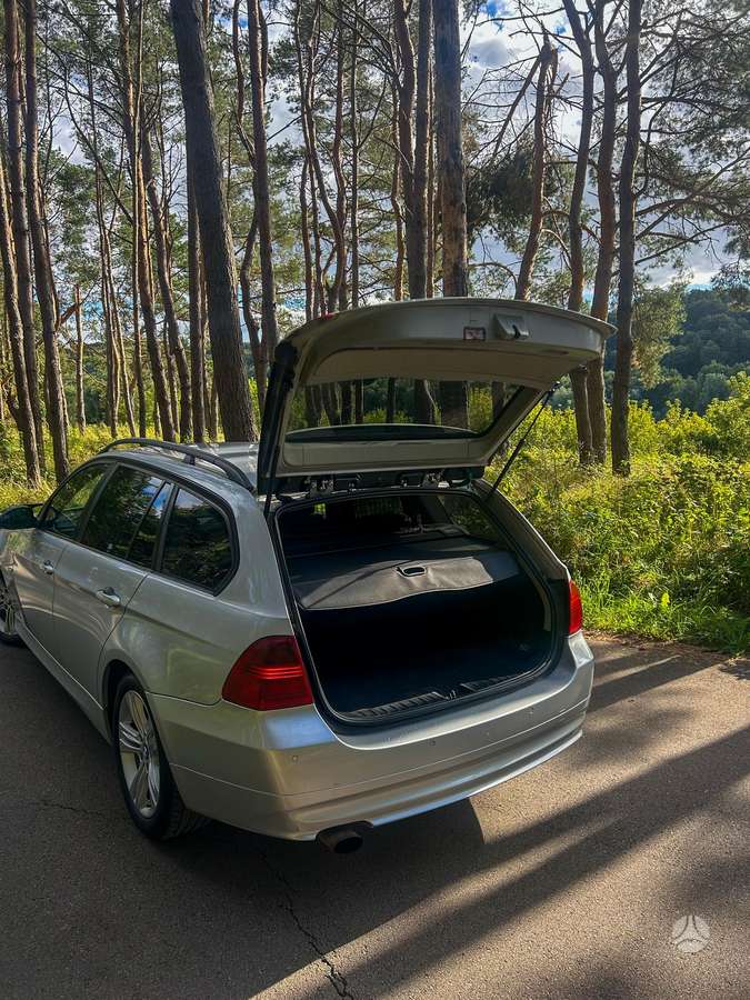 BMW 320 2007 — photo 6