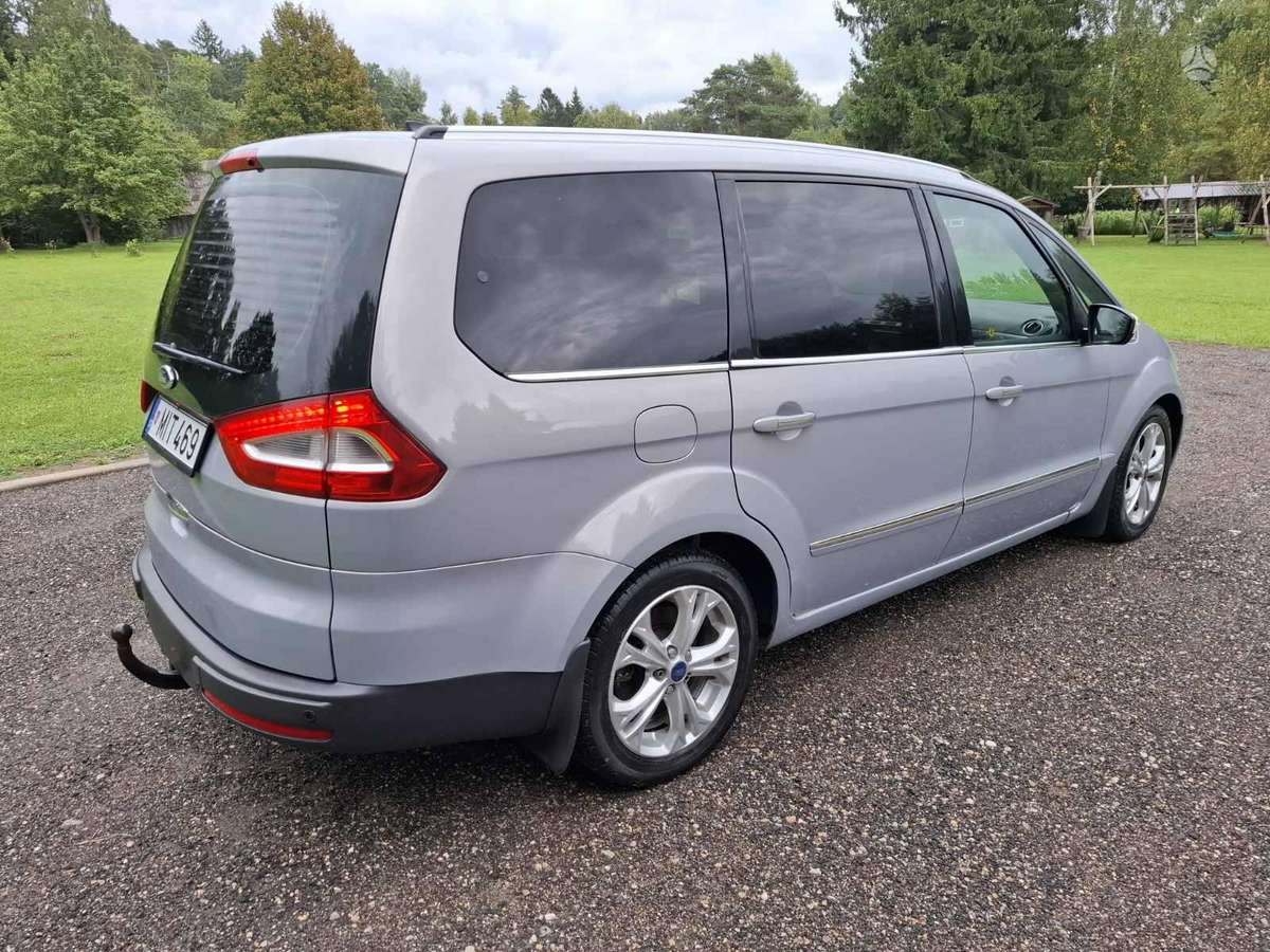 Ford Galaxy 2011 — engine 1596 cm³, 160 HP (118kW)