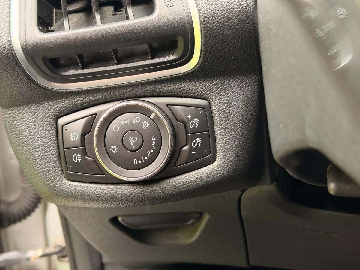 Ford B-MAX 2013 — фото 15