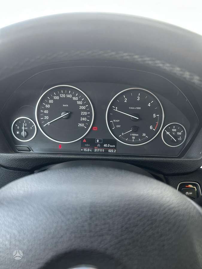 BMW 320 2014 — photo 14