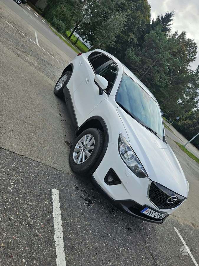 Mazda CX-5 2015 — rear view