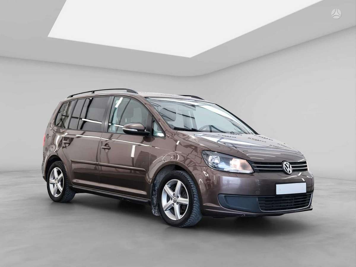 Volkswagen Touran 2013 — двигун 1200 cm³, 105 HP (77kW)