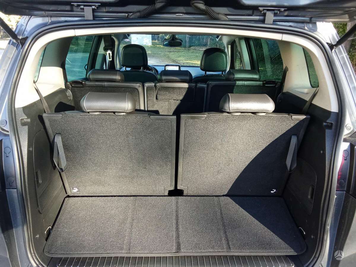 Opel Zafira 2013 — photo 29