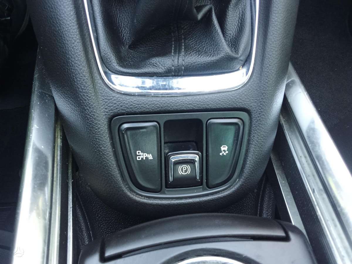 Opel Zafira 2013 — photo 36