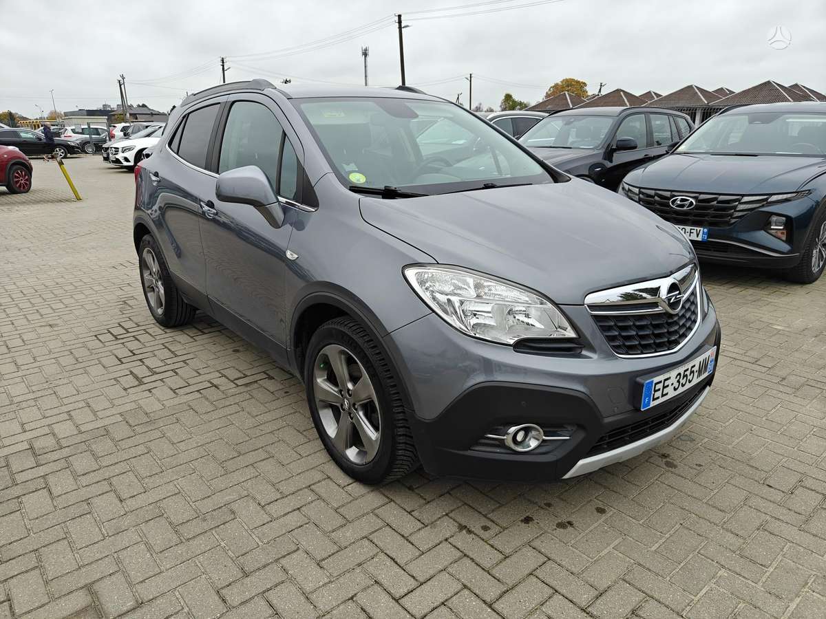 Opel Mokka 2014 — rear view