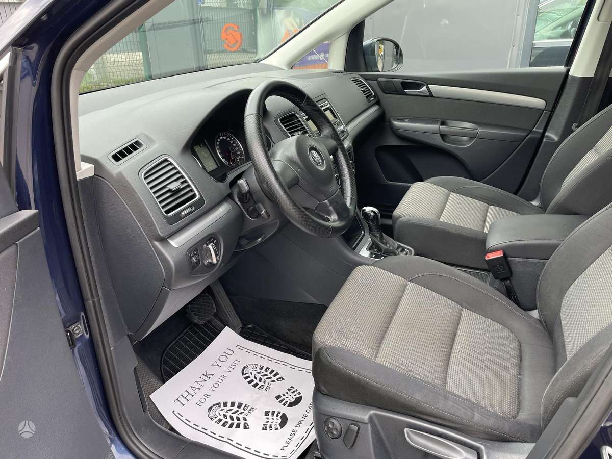 Volkswagen Sharan 2015 — photo 9
