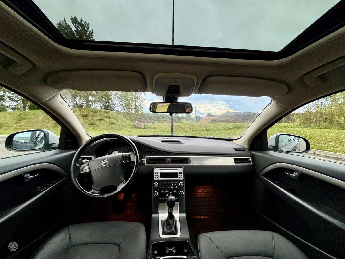 Volvo V70 2008 — photo 12