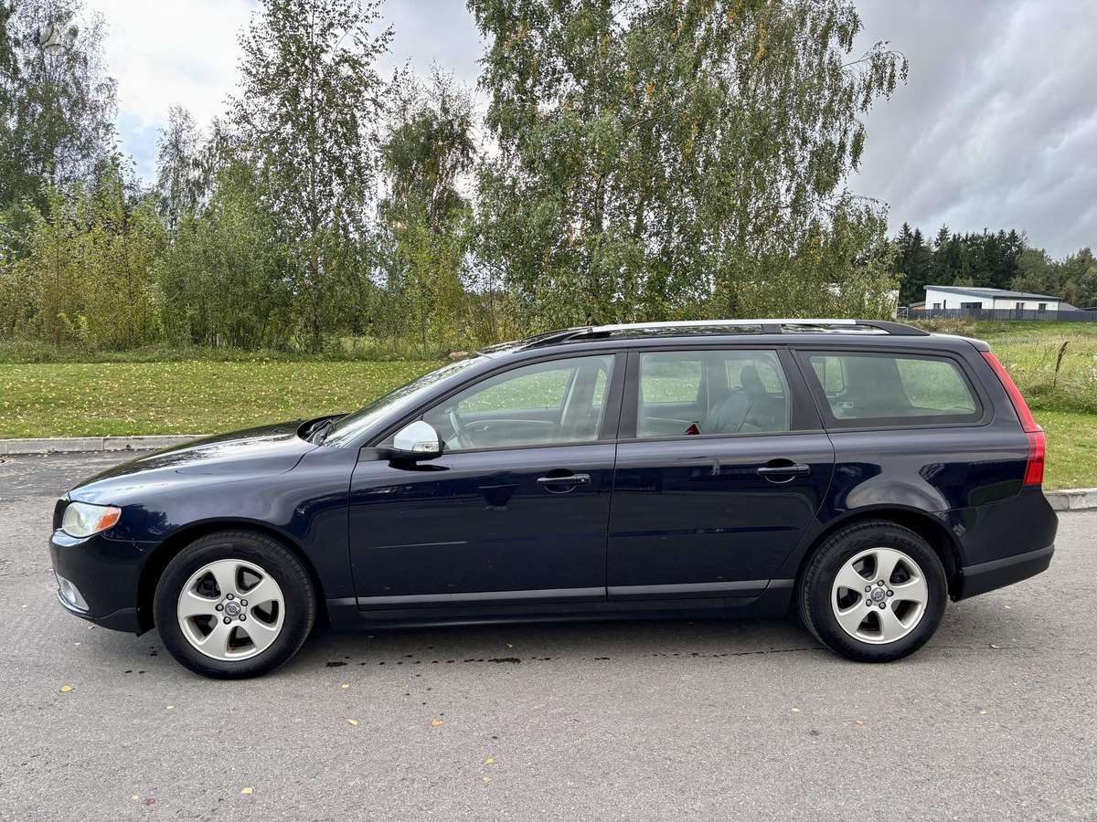 Volvo V70 2008 — photo 9
