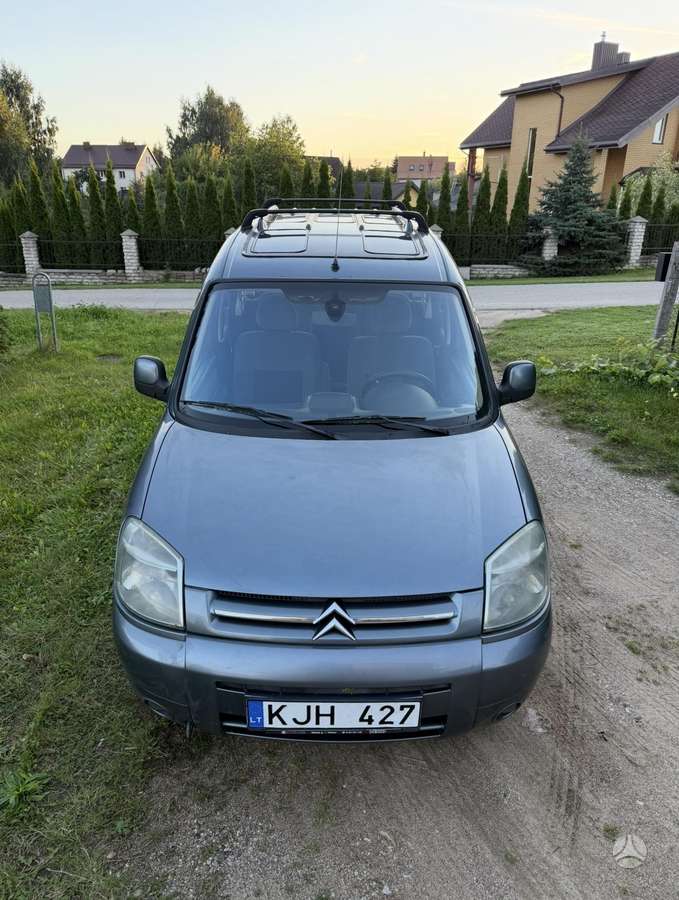Citroen Berlingo 2007 — rear view