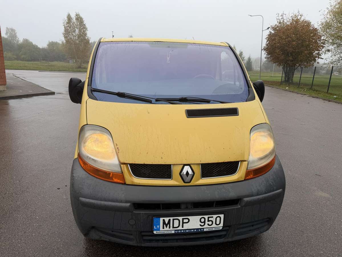 Renault Trafic 2004 — фото 7