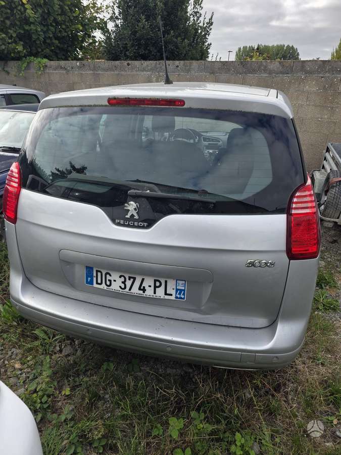 Peugeot 5008 2014 — vehicle for AFU Ukraine