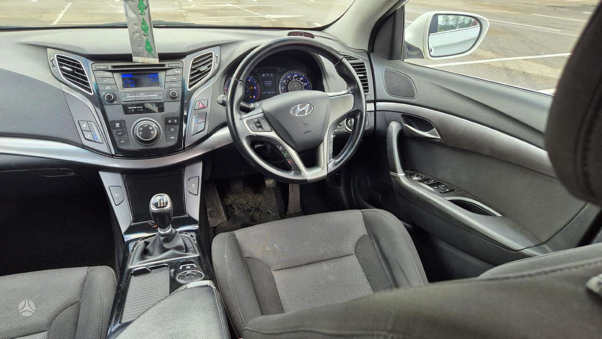 Hyundai i40 2015 — фото 11