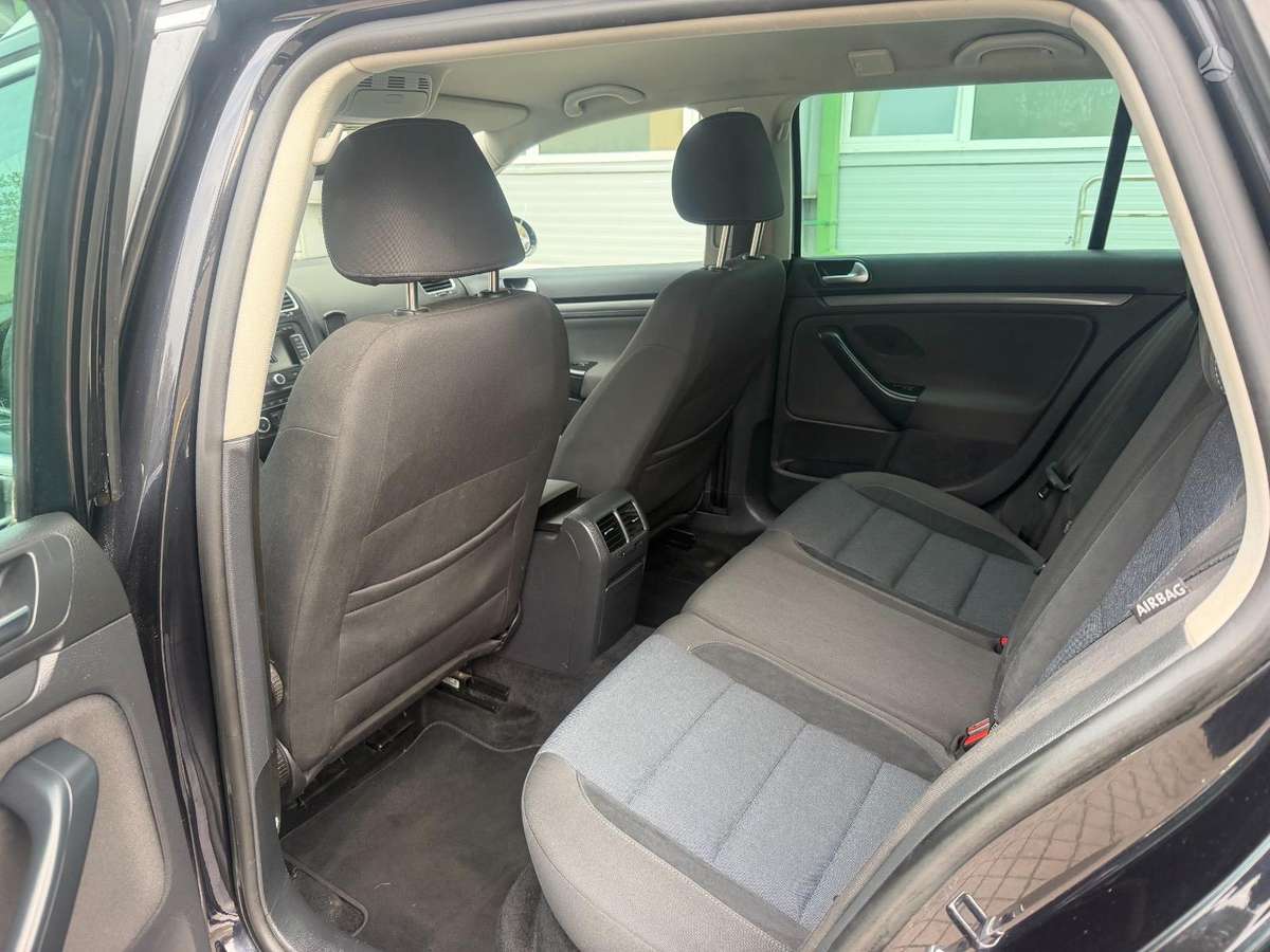 Volkswagen Golf 2011 — photo 10