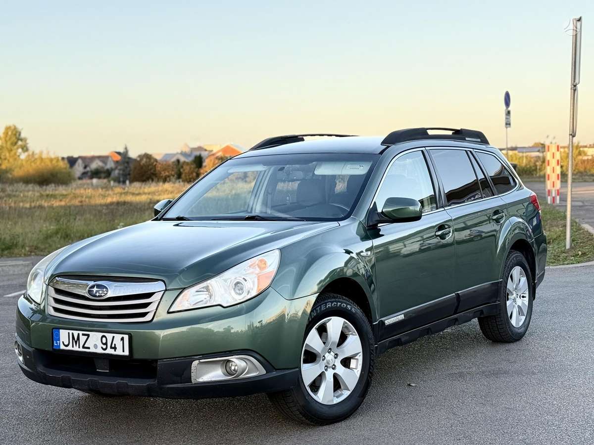 Subaru Outback 2011 — photo 13