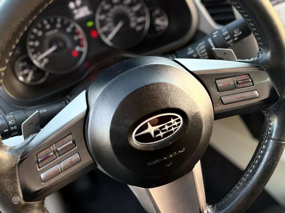 Subaru Outback 2011 — photo 20