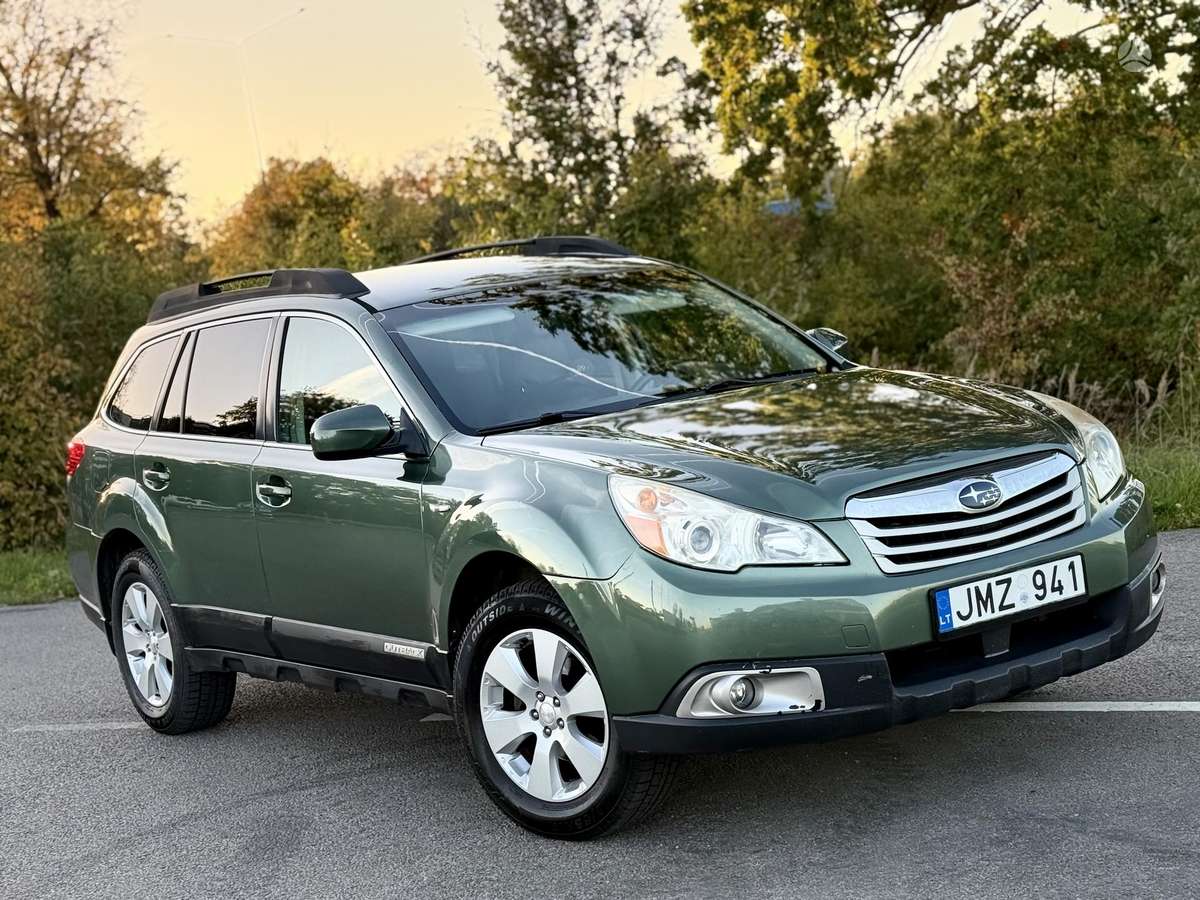 Subaru Outback 2011 — photo 7