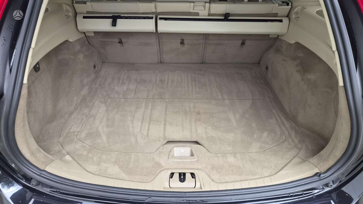 Volvo V60 2011 — photo 12
