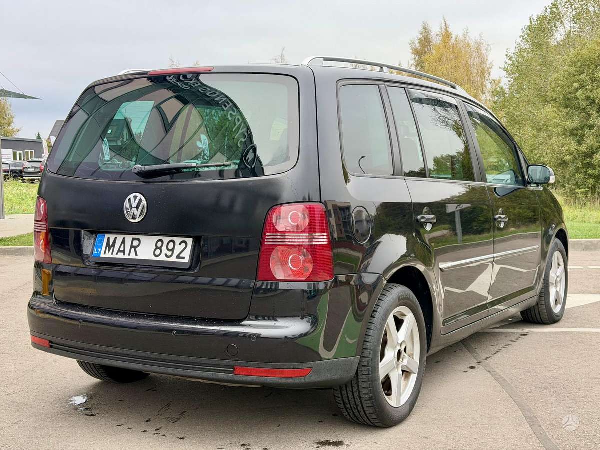 Volkswagen Touran 2007 — двигун 1968 cm³, 170 HP (125kW)