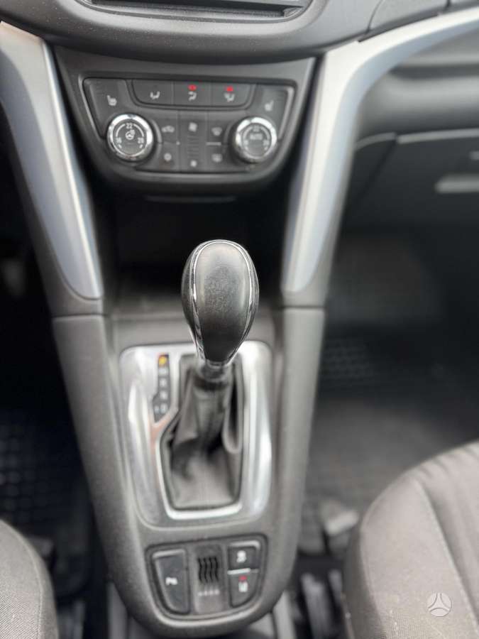 Opel Zafira 2013 — фото 24