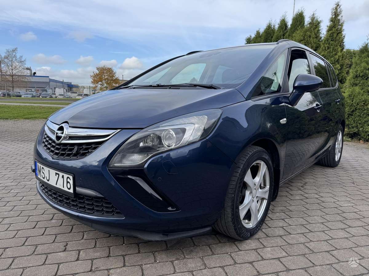 Opel Zafira 2013 — двигун 1362 cm³, 140 HP (103kW)