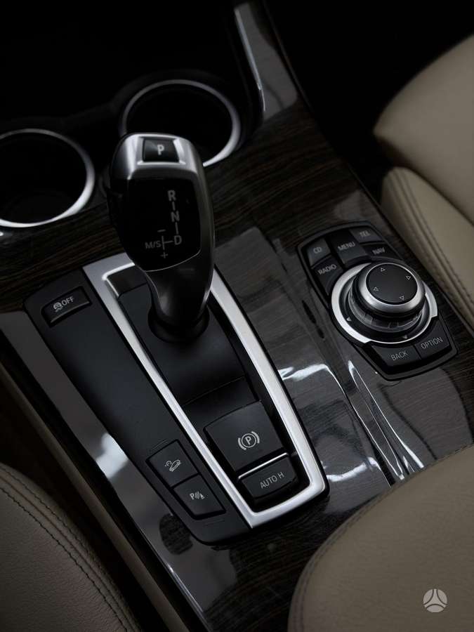 BMW X3 2012 — photo 24